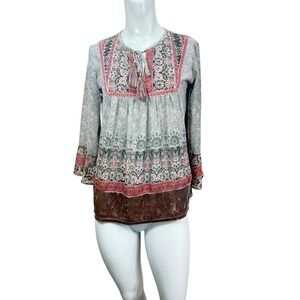 Women's XS Knox Rose Multicolor Top W/velvet Hem &‎ Tassels